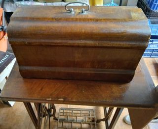 MAQUINA DE COSER ALFA