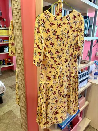 Vestido amarillo estampado flores Pedro del Hierro
