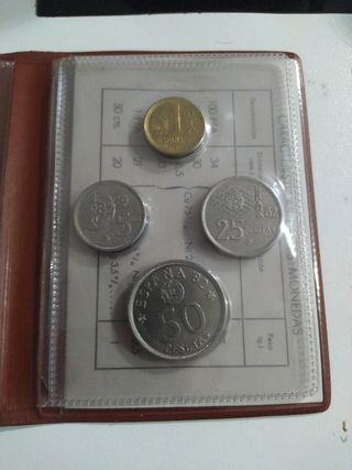 Monedas mundiales 82
