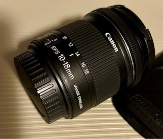 Camara Canon 60D + objetivo 10-18 + cargador y bat