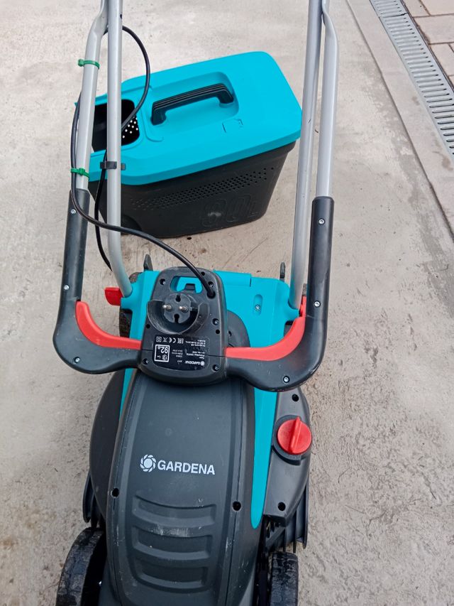 Corta césped Gardena