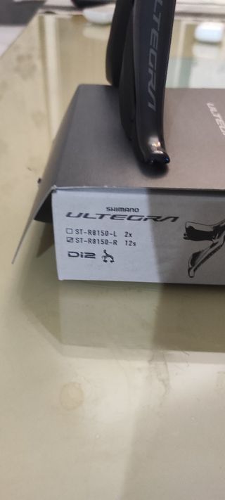 Shimano Ultegra Di2 ST-R8150 Derecha 2x12v