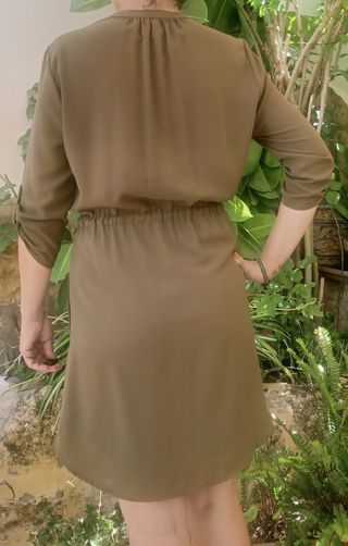 Vestido camisero verde oliva
