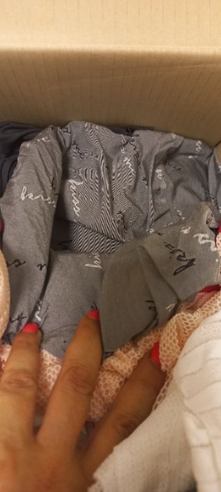 3 SCATOLONI DI STOFFE MISTE A 15 CAD