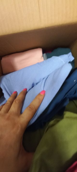 3 SCATOLONI DI STOFFE MISTE A 15 CAD