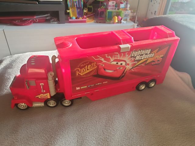Camión rallo mcqueen con sonidos