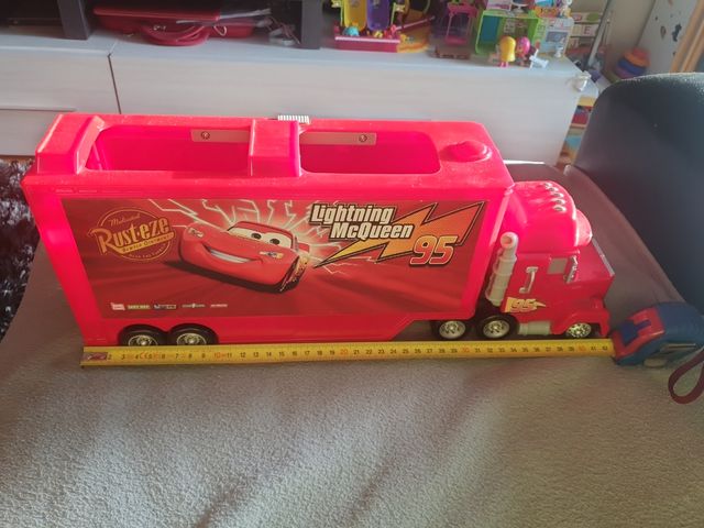 Camión rallo mcqueen con sonidos