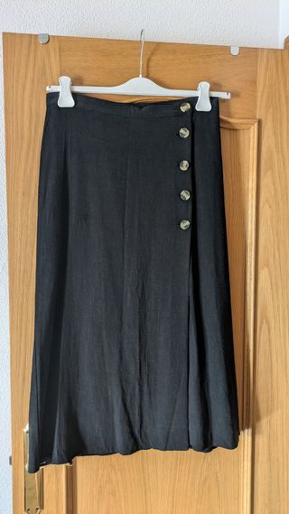 Falda midi