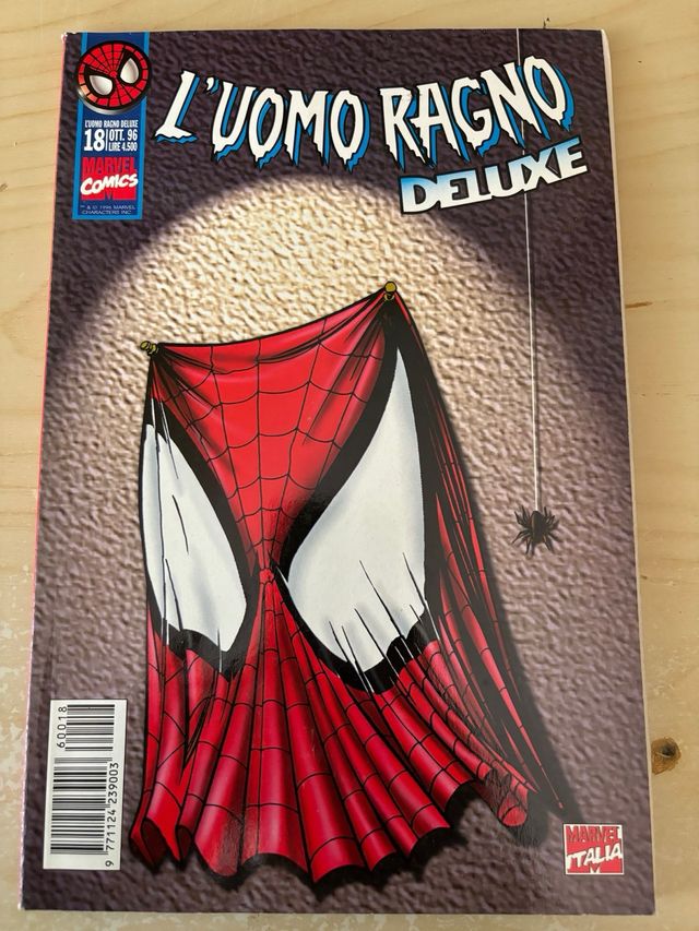Uomo ragno Deluxe 18 marvel
