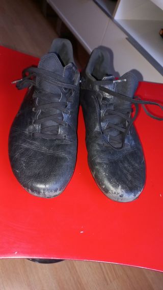 Botas de fútbol