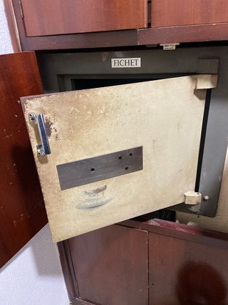 antigua caja fuerte 120 mm espesor