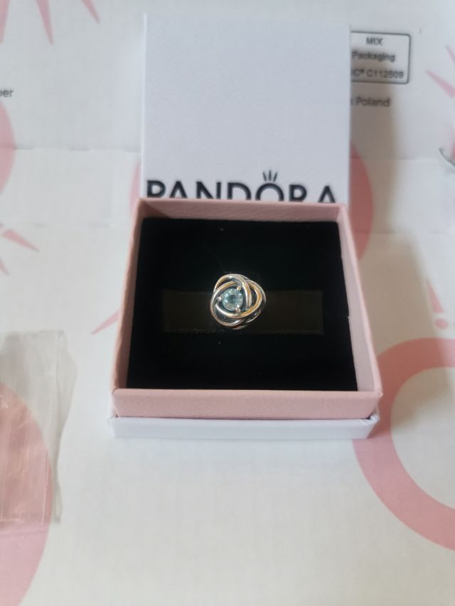 Charm círculo eternity Pandora (Nuevo)