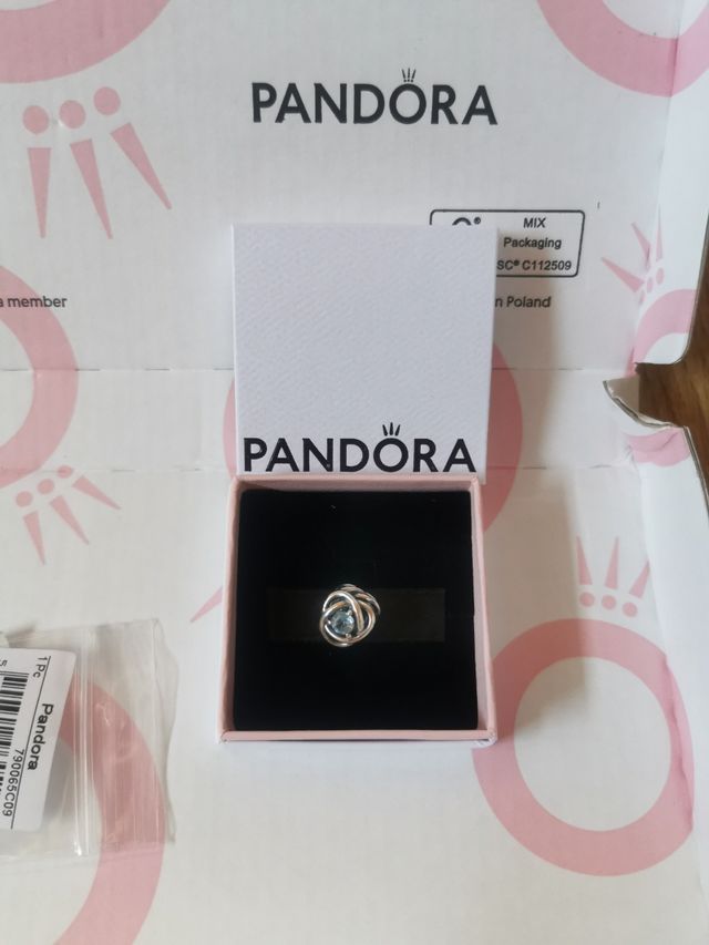 Charm círculo eternity Pandora (Nuevo)