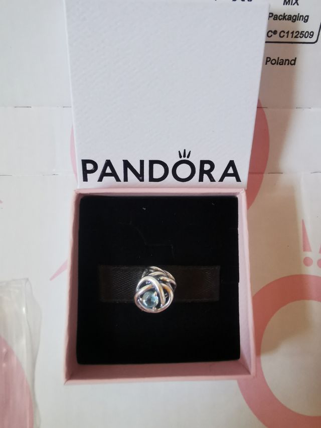 Charm círculo eternity Pandora (Nuevo)