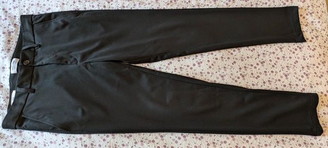 Pantalón chino negro