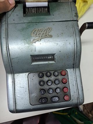 Calculadora antigua manual