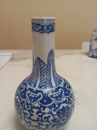 Jarron globular porcelana China 20 s.