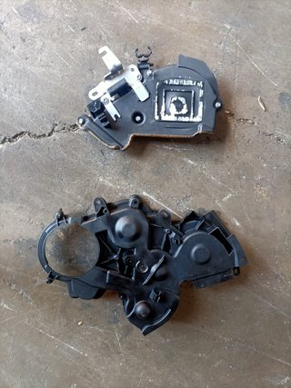 Tapa distribución Citroen C3 Picasso 1.6
