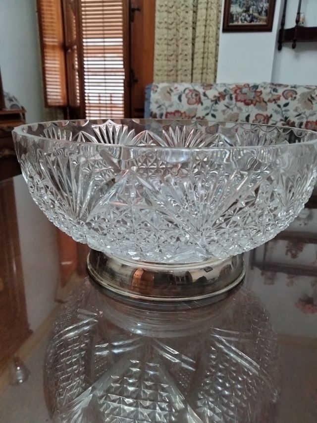 Centro de cristal y alpaca plateada