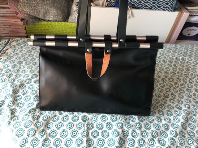 Bolso grande cuero negro