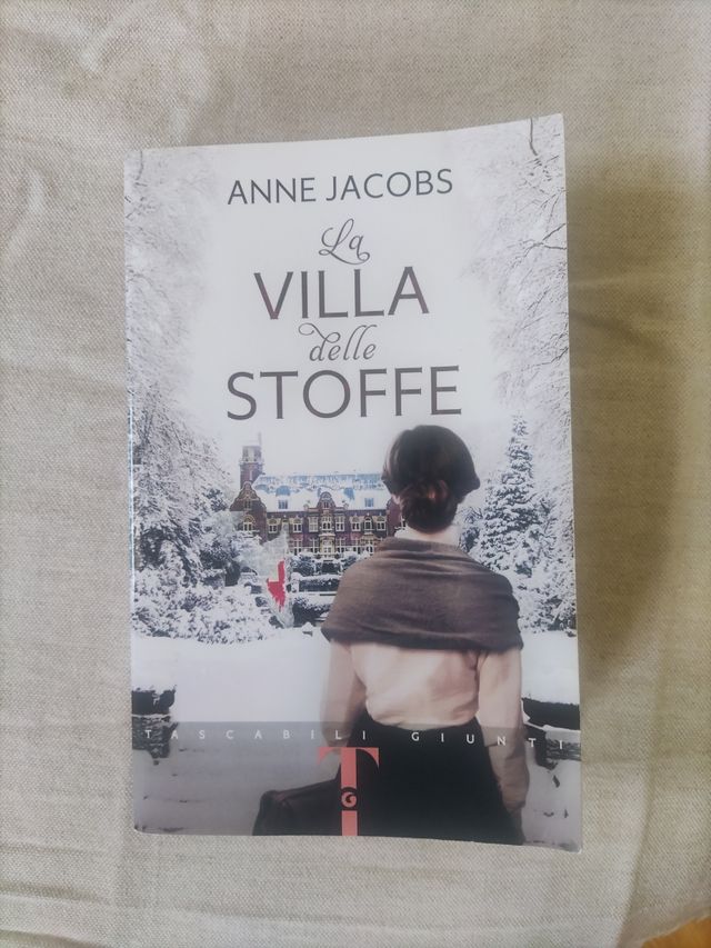 Libro "La villa delle stoffe"
