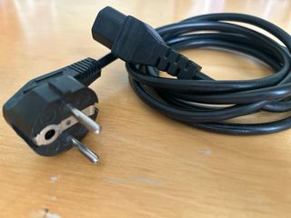 Cable corriente PC (1,8 metros)