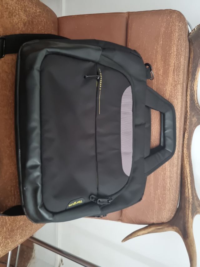 Maletín portátil TAURUS