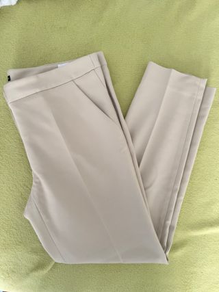 Pantalón Zara