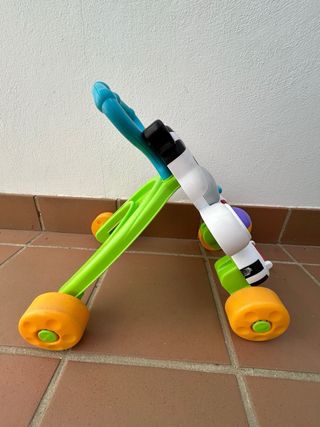 Andador corre-pasillos y juguete de actividades