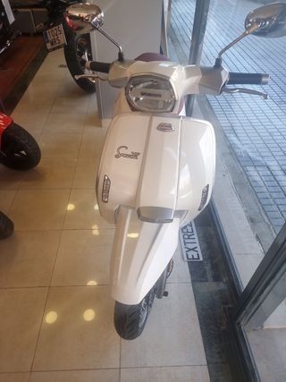 LAMBRETTA  V. ESPECIAL 125.