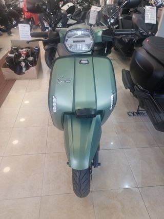 LAMBRETTA  V. ESPECIAL 125.