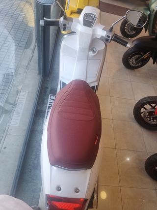 LAMBRETTA  V. ESPECIAL 125.