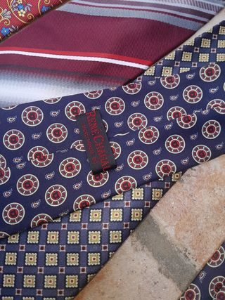 10 Corbatas vintage varias marcas y tejidos