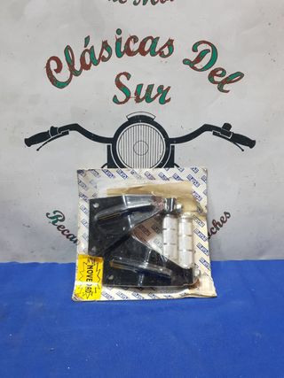 Aprilia área 51 juego estriberas traseras