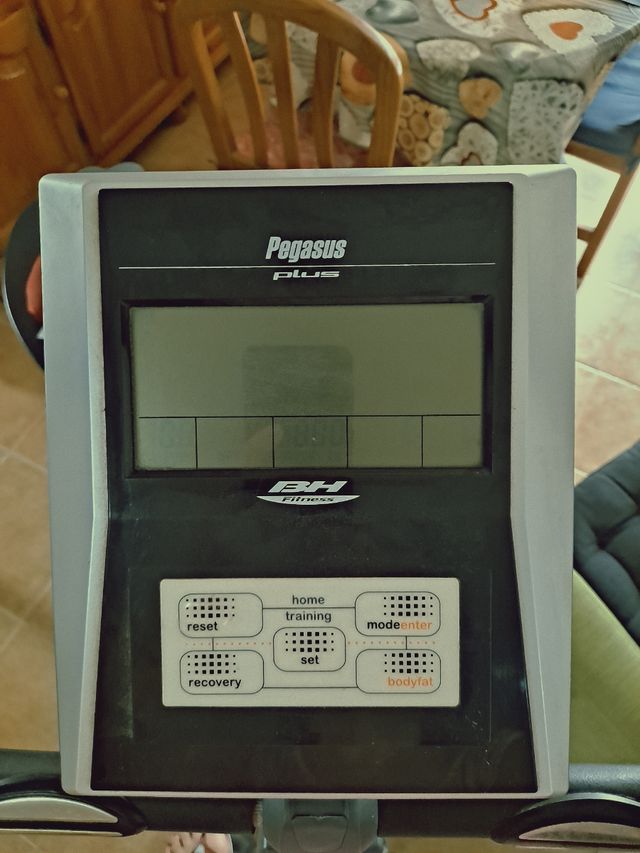 BICICLETA ESTÁTICA BH PEGASUS PLUS