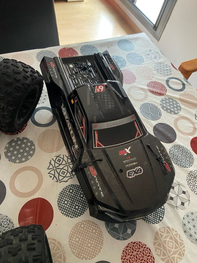 Arrma Kraton 6s EXB