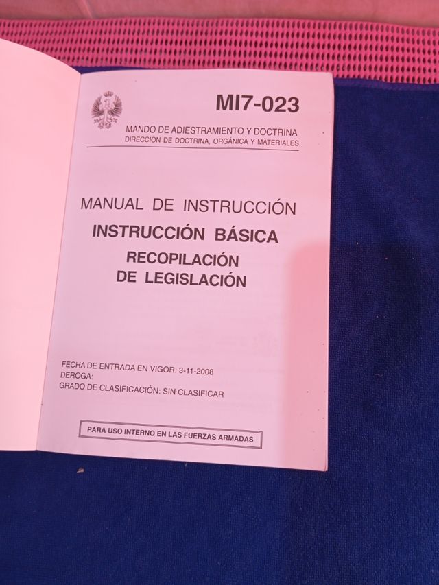 Libro del ejército Español.