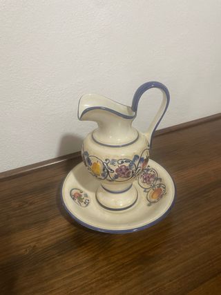 Jarra y plato de ceramica