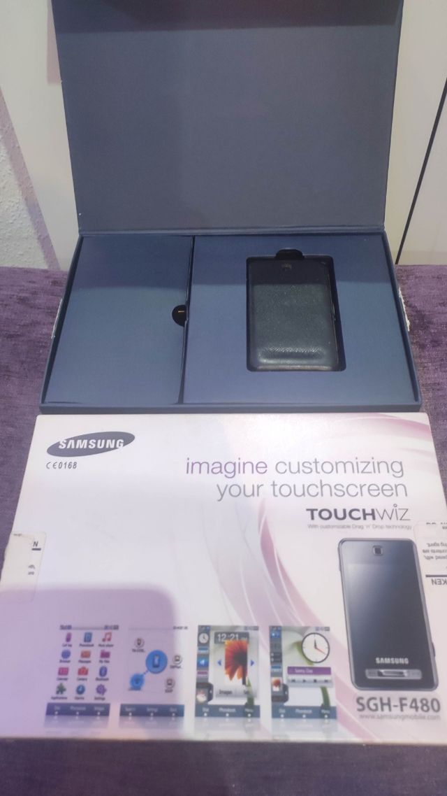 Móvil Samsung F480 .