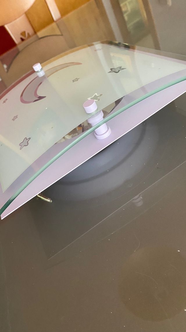 Lámpara infantil de pared