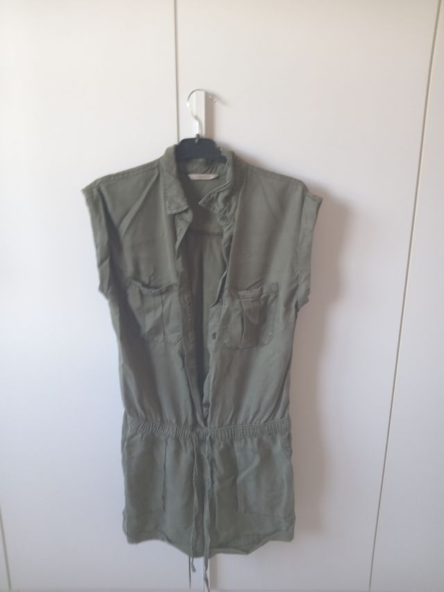 Tuta di cotone verde taglia 42