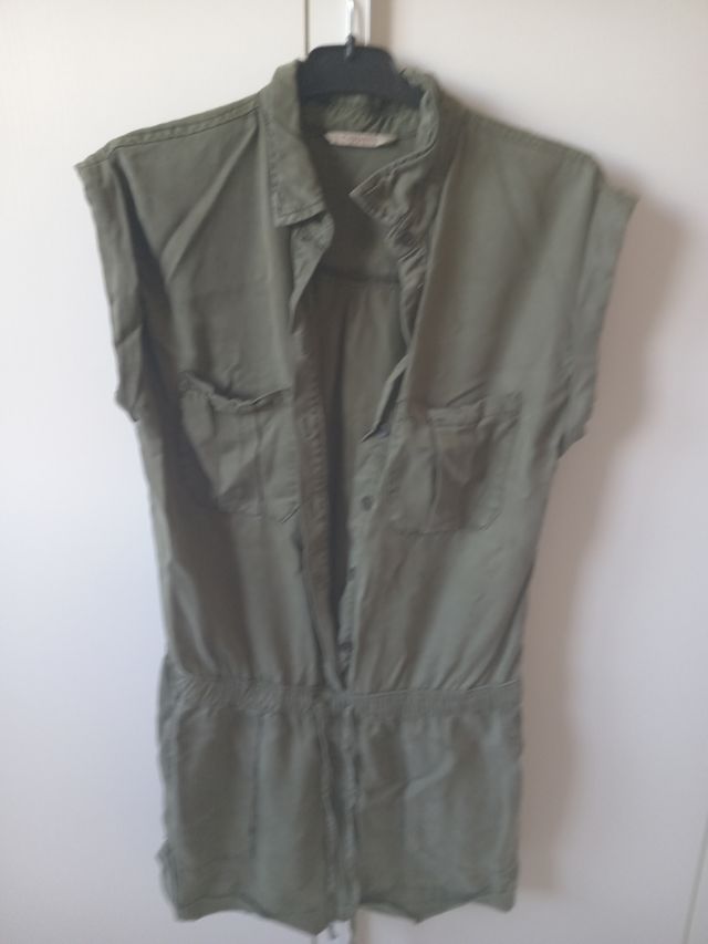 Tuta di cotone verde taglia 42