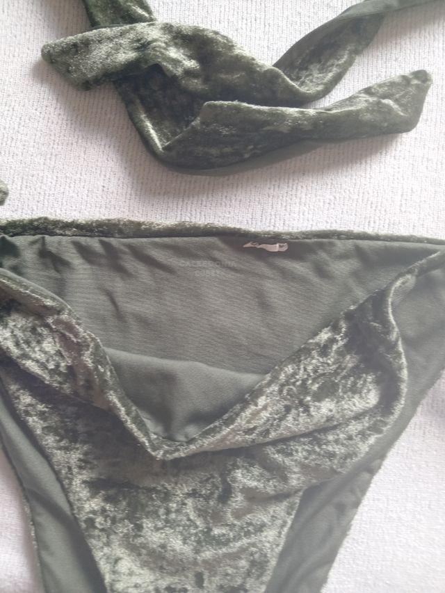 Costume di ciniglia calzedonia taglia 42