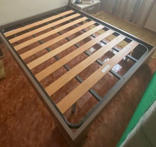 Somier y armazón de cama