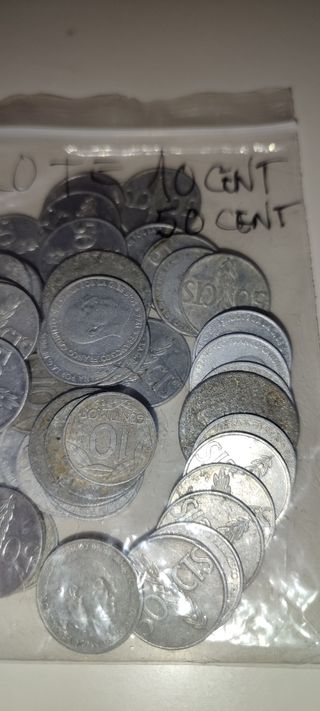 MONEDAS 10 Y 50 CENTIMOS FRANCO, DE VARIAS FECHAS