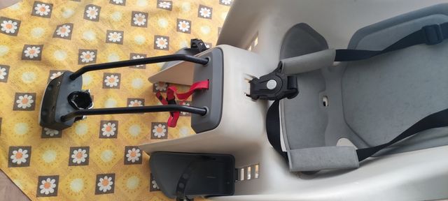 Silla bicicleta portabebés.