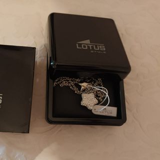 COLLAR plata  LOTUS