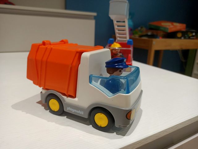 Playmobil camiones bombero, basurero y