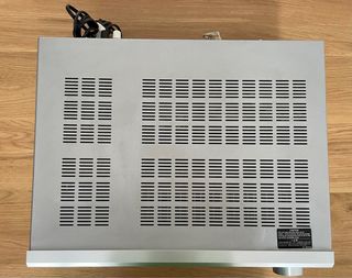 Amplificador AV ONKYO 605