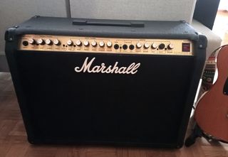Amplificador Marshall 8240
